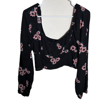 Wild Fable Blouse Women's Medium Black Floral Cropped Artsy Boho Top Shirt