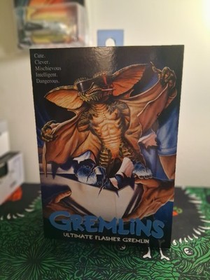 NECA Gremlins Ultimate Flasher Gremlin Action Figure w/ Accessories Boxed NIB!