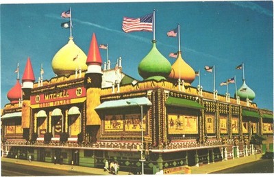 Mitchell South Dakota The Corn Palace Exterior Chrome Postcard Unused