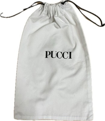 This is an Emilio Pucci bag. It is 27 cm long and 16.5 cm wide.