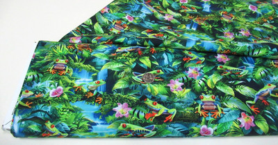 Timeless Treasures quilt-craft fabric RAIN FOREST FROGS 1 yd 34''  (cd-3159) Last