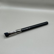 MAC Cosmetics Concealer Brush - 106S - Synthetic Fibre - Blending Brush - New