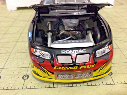 1:24 Team Caliber Preferred 2001 Johnny Benson Eagle One #10 NASCAR race car - Picture 3 of 4