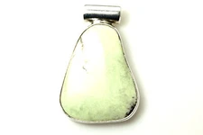 925 Sterling Silver Free Form Green Stone Pendant 27.4 Grams (PEN625)