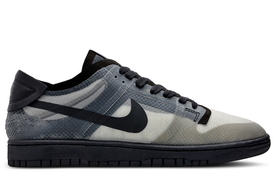 COMME DES GARÇONS × NIKE DUNK LOW Women COMME des GARÇONS x Nike Dunk Low Closer Look | Hypebae