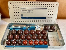 Smith & Nephew 7136-2810  Convene Bipolar instrument and trial tray. Used/GC