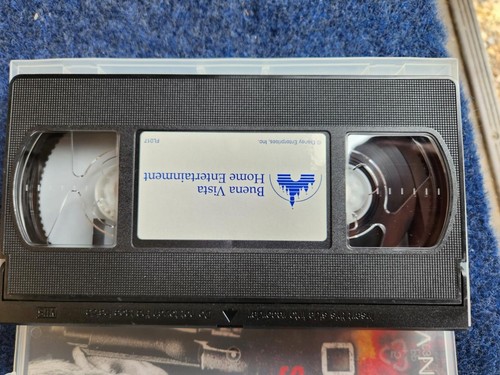 VHS Tape of Reign of Fire Ex Rental USED - Picture 3 of 4