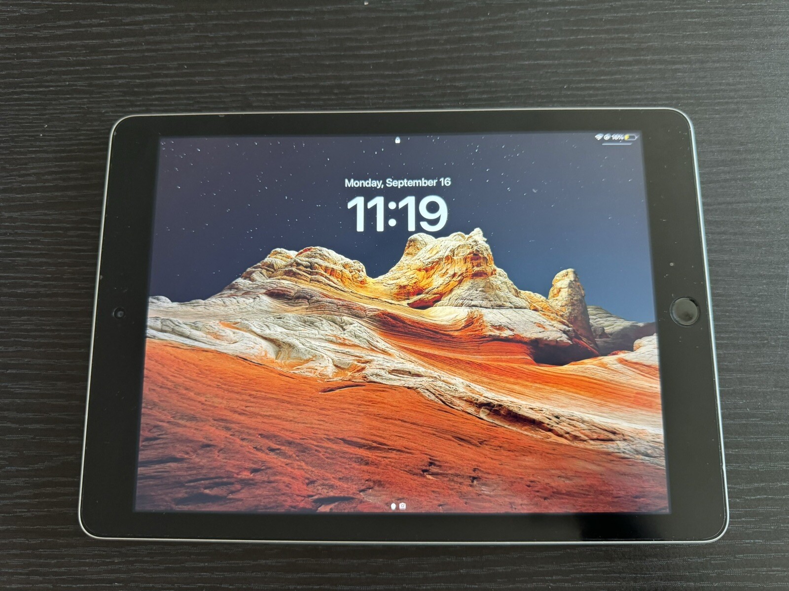 iPad 5th Generation 32gb Wi fi