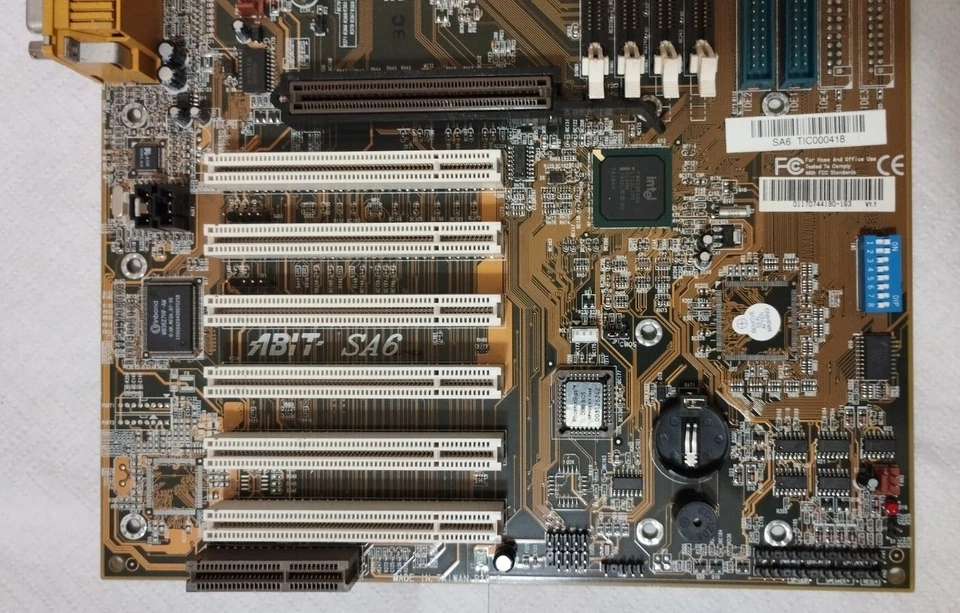 Abit SA6 ( ST6 ) motherboard Socket 370 for Intel Tested & Working - Immagine 2 di 4