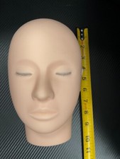 Mannequin Head For Eyelash Extension Application Practice / Flat