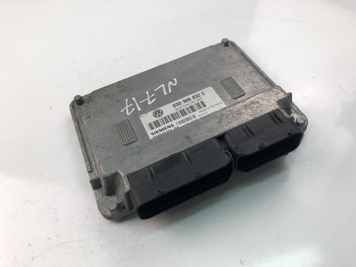 VW POLO 9N Motorsteuergerät ECU 03D906032C 18037001