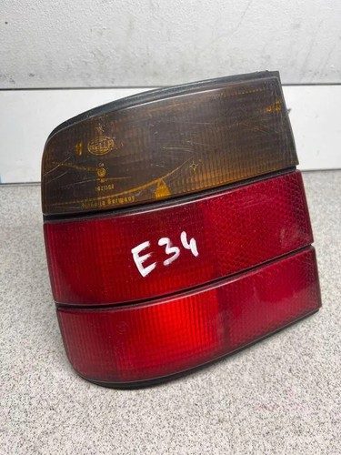 BMW 5 E34 Rücklicht hinten links 1384009 3.00 1989 33768547