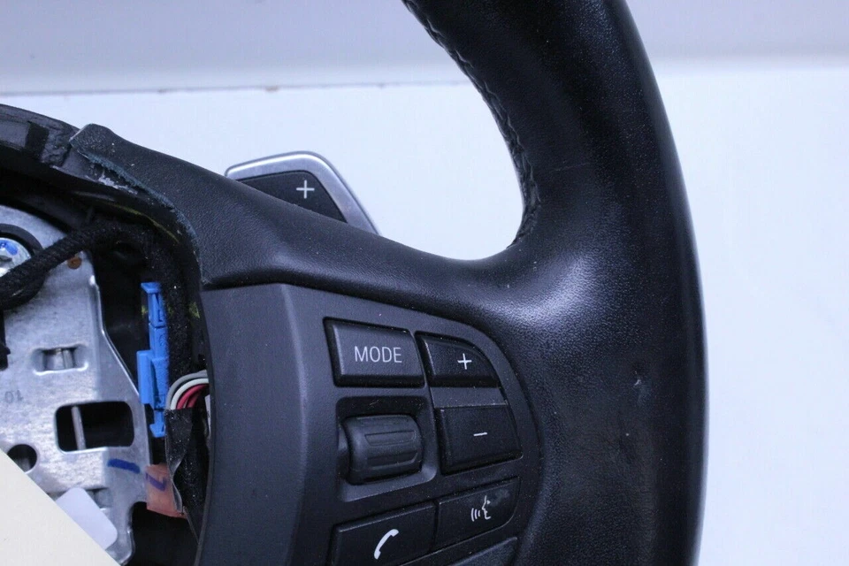 Volante BMW X3 2011-2015 M-Sport cambio de paleta OEM usado Foto 4 de 4