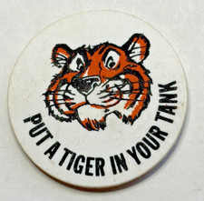 ESSO “PUT A TIGER IN YOUR TANK” ADVERTISING / PROMOTIONAL PLASTIC PIN BADGE