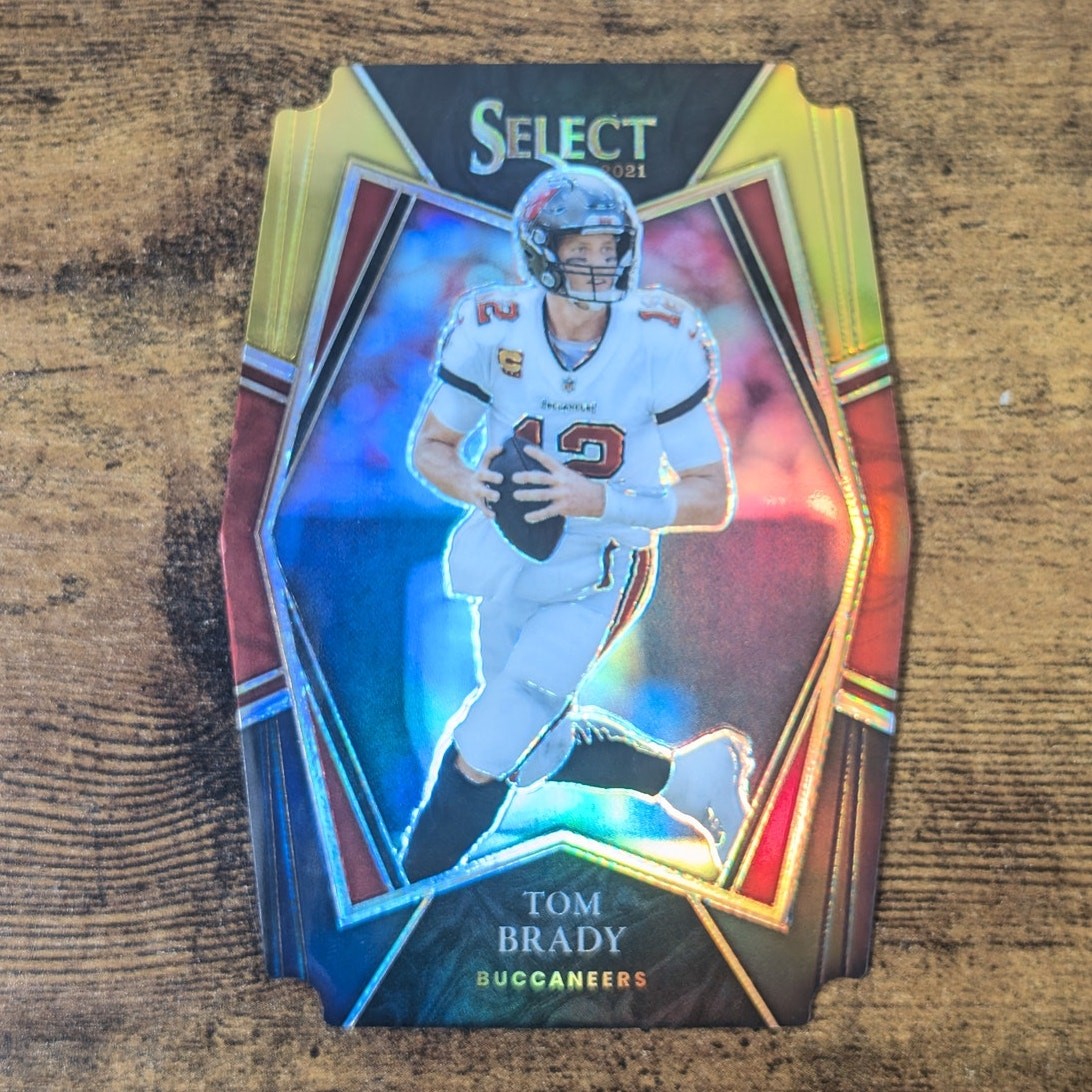 2021 Panini Select Tom Brady #101 Gold Black Prizm Die-Cut Premier Buccaneers