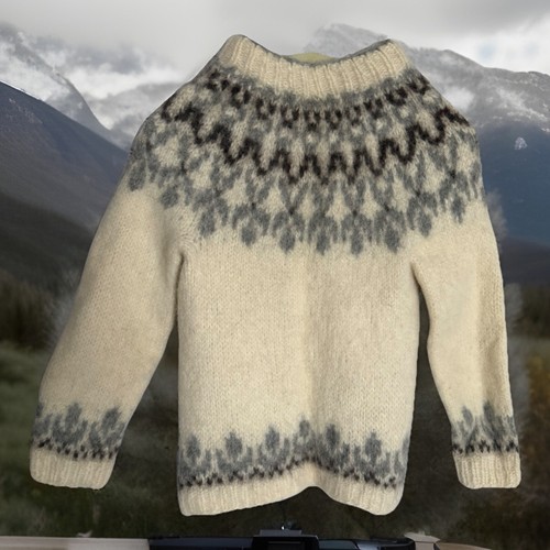 Vintage SAMBAND OF ICELAND Hand Knitted In Iceland Cardigan Wool Sweater-Medium - Picture 7 of 9