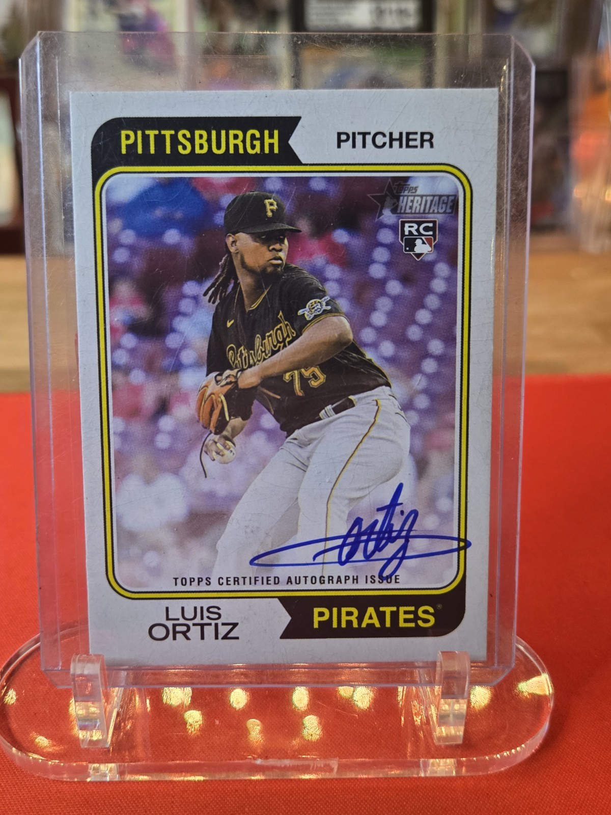 2023 Topps Heritage - Real One Autographs Luis Ortiz #ROA-LOR (AU, RC)