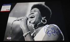 Aretha Franklin signed  11 x 14, Queen of Soul, Respect, PSA/DNA