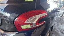 Rückleuchte rechts Peugeot 208 I CA, CC 9672628380 P24352012