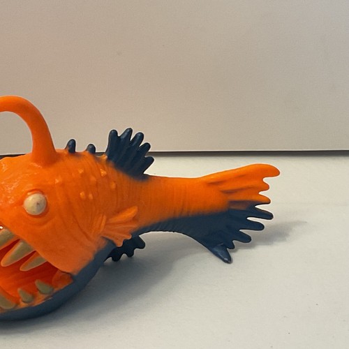 Figura Pescador Naranja y Azul 2016 PVC Juguete Pastel Topper Sealife Ocean - Imagen 2 de 11