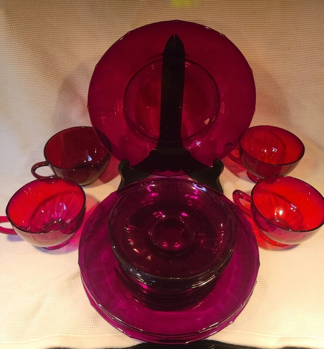 12 pieces of Vintage Ruby Red Glass Dish Set 4 3 Piece Place