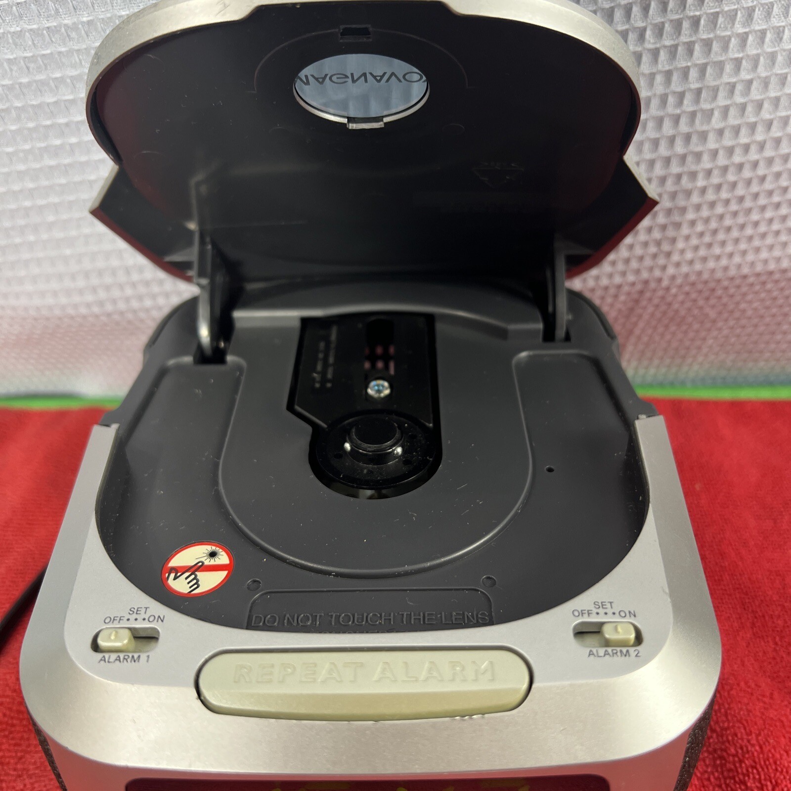 🔥 Magnavox WideAngle Stereo MCR230SL/17 Compact Disc Clock AM/FM Radio