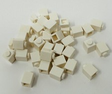 LEGO Parts / Pieces 3005 1 x 1 Brick WHITE - QTY 32