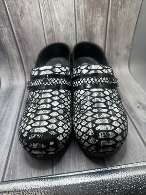 Koi Sanita White With Black Print Nurse Professional Clogs Size 39