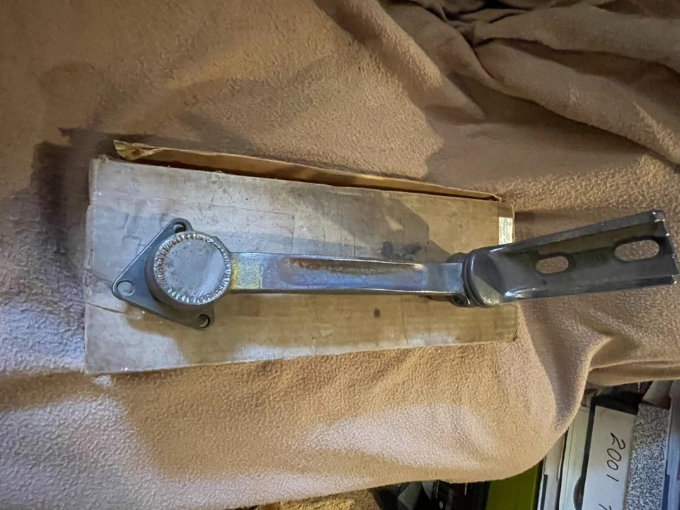 Conjunto de varilla y soporte de radio maestro Chevrolet 1934-1935 para mano izquierda Foto 4 de 4