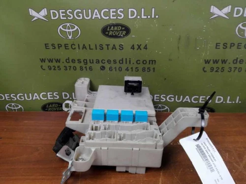 Caja Reles/Fusibles para TOYOTA LAND CRUISER (J12) 3.0 D4-D VX 2007 173726