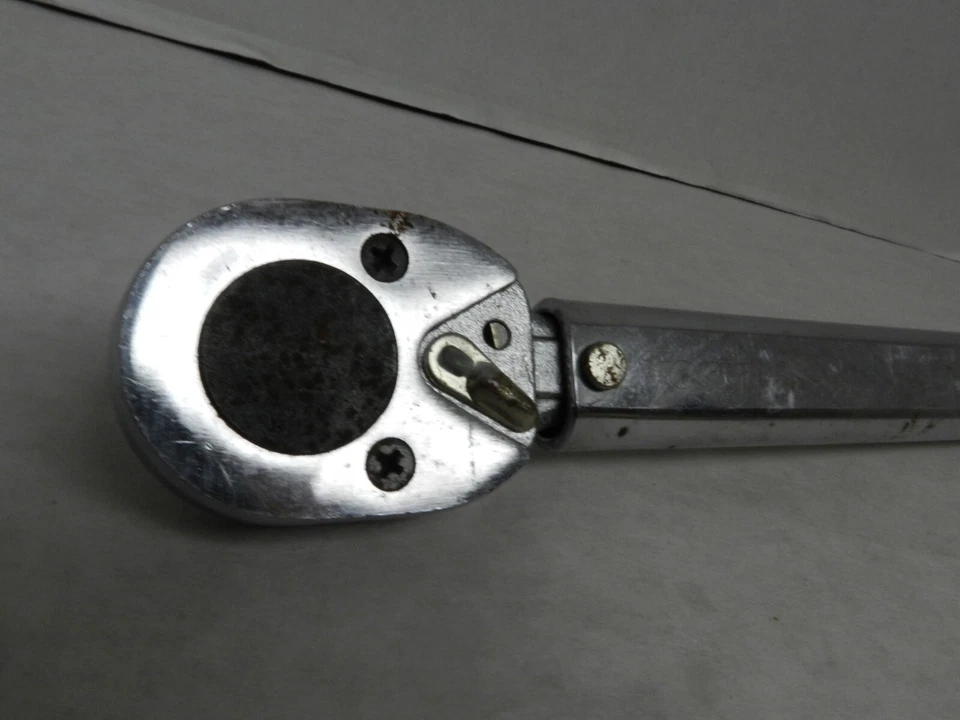 Llave dinamométrica Torin Black Jack 1/2" 10 a 150 pies libras R3J Foto 2 de 4