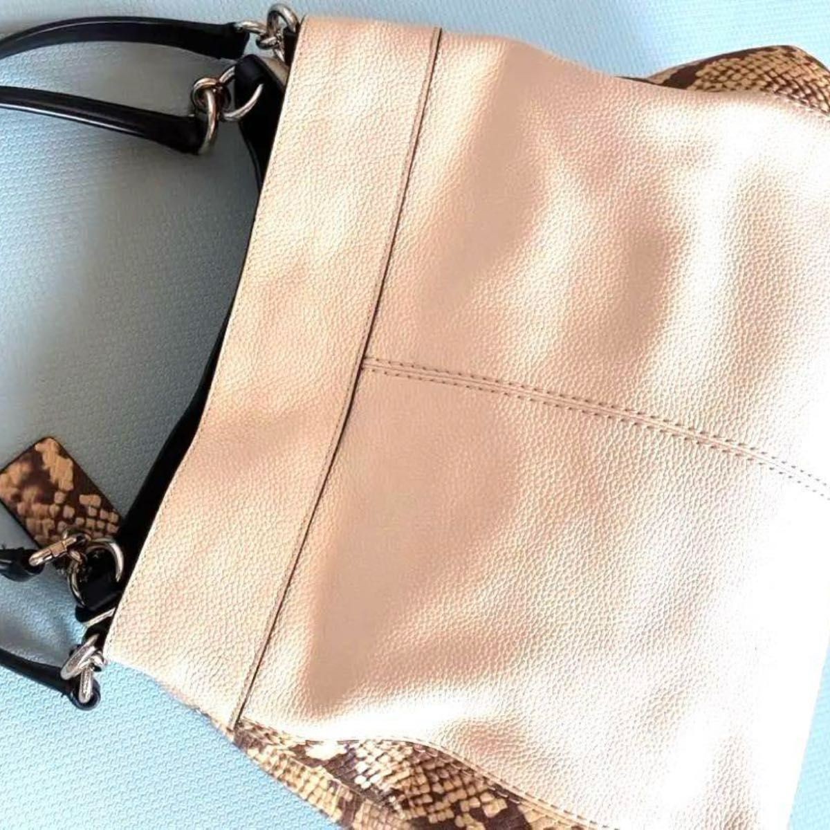 COACH Hobo Bag Leather Python Pattern Beige 12a - image 2