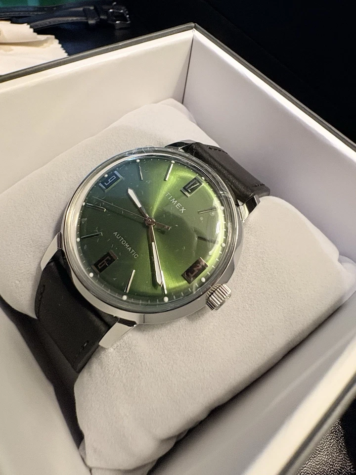 Timex Marlin男士自动表40毫米绿色表盘黑色皮革表带手表... — 第 3/4 张图片