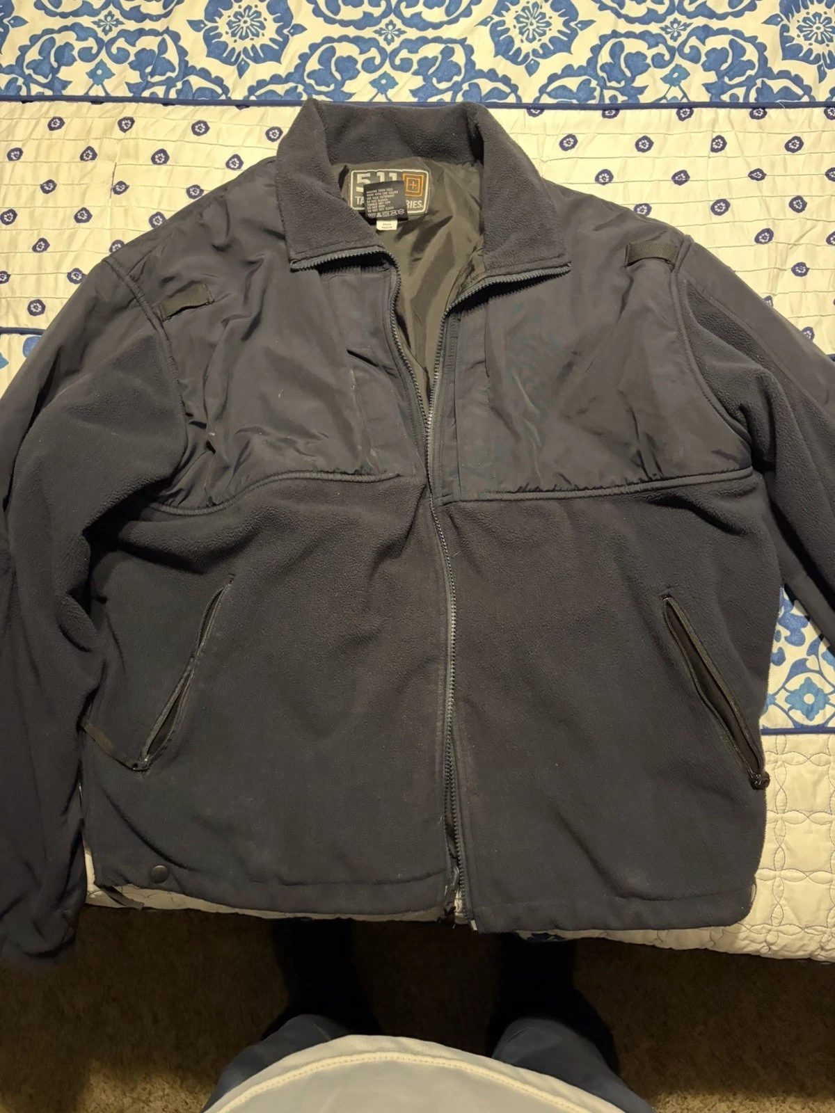 5.11 Tactical Packable Windbreaker Jacket Men Black Size XL Used Great Condition - product detail image 1
