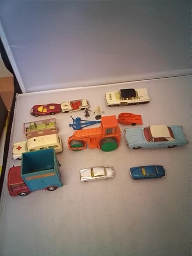 VINTAGE  DIE CAST Vehicles X 12 Husky,Corgi,Lesney Dinky Bundle Joblot