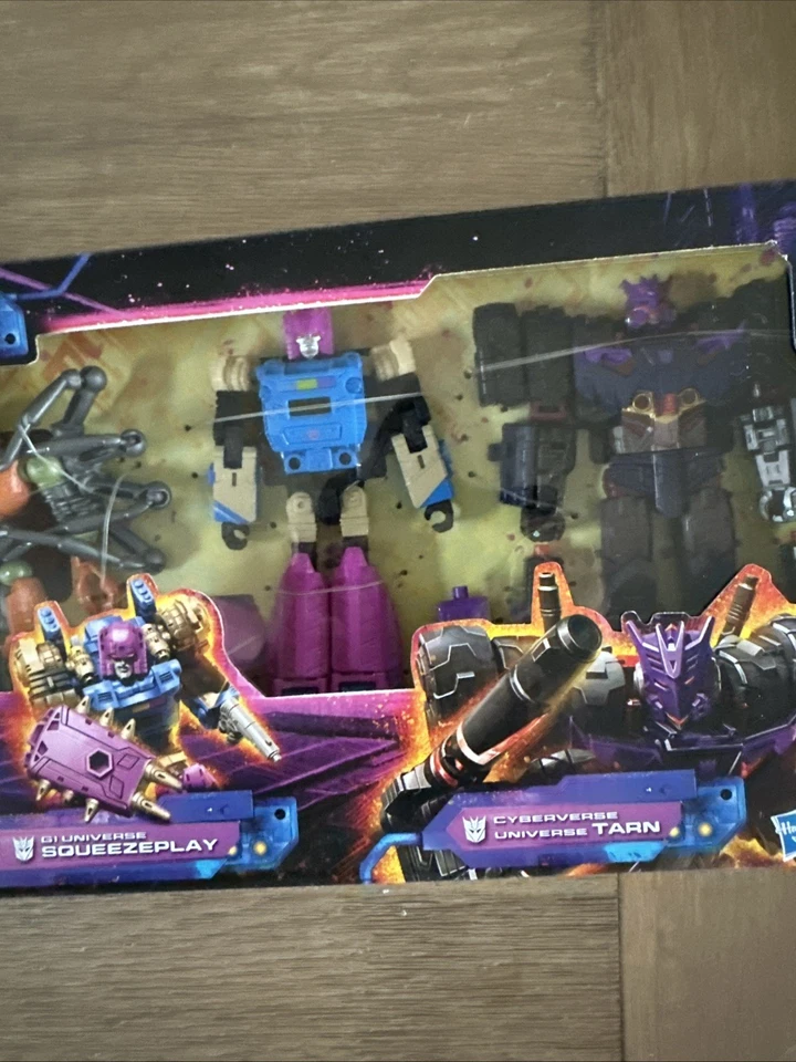 Hasbro Transformers Legacy: United Versus Multipack 4 pack - Image 3 of 4