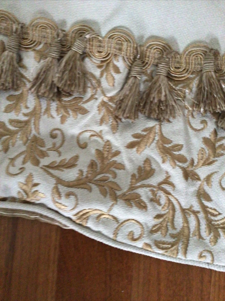 Funda Almohada Europea Croscill 26" X 26" Poliéster y Algodón, Nueva Foto 3 de 4