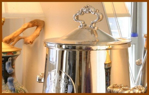 Beautiful NYC Park Plaza Hotel Silver Monogrammed Coffee Urn RARE! - NO RESERVE - Picture 4 of 8