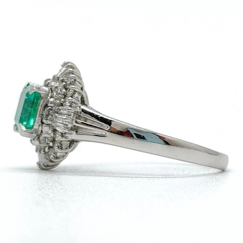 900 PLATINUM .95 TCW EMERALD & DIAMOND COCKTAIL RING SIZE 5.75 - 3.7 GRAMS - Picture 3 of 10