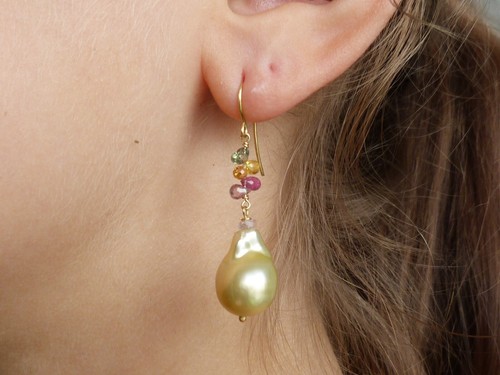 Earrings, 18 Ct, 2 Very Large Pearls Gold, Sapphires - Picture 8 of 18