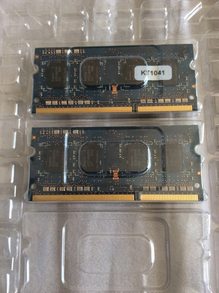 HYNIX 2x1GB HMT112S6TFR8C-G7 SO-DIMM Mac Memory SODIMM DDR3 PC8500(1066) 1.5V - Image 2 of 2