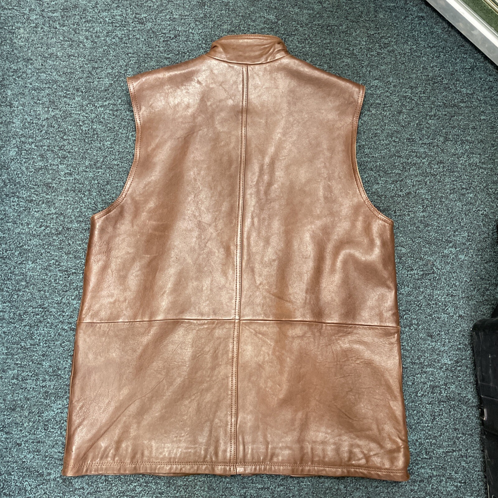 ORVIS Leather Waistcoat. Shooting, Fishing, Country Pursuits. Size Medium image 5