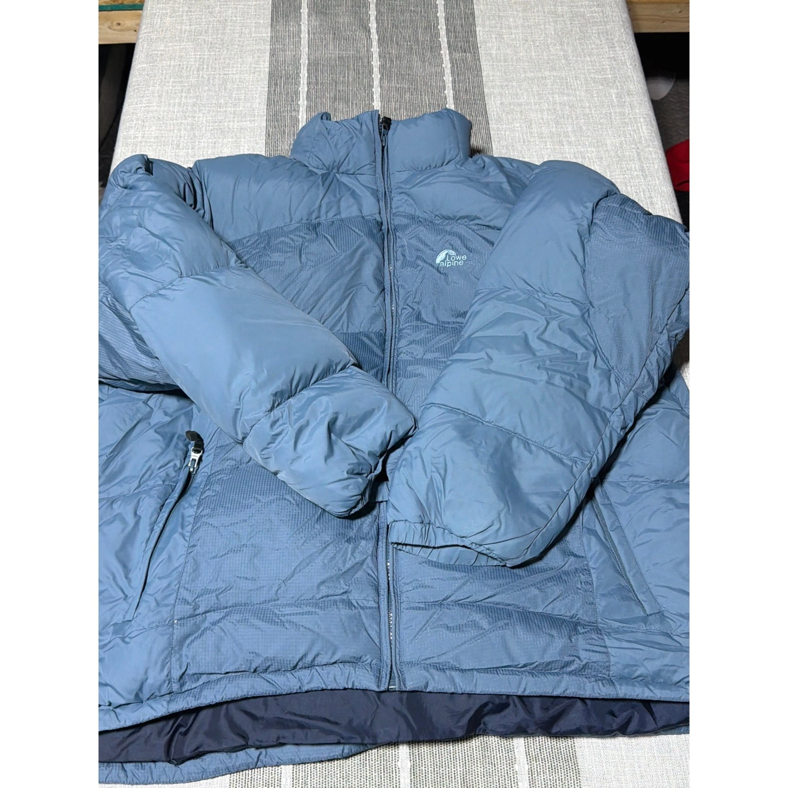 Lowe Alpine Mens Blue Puffer Jacket down Full Zip Winter Coat Large