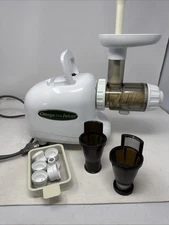 Omega Electric Juicer 8003 Nutrition Center