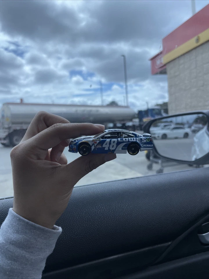 Racing Champions Lowe's Racing 2015 NASCAR Jimmie Johnson #48 1:24 Diecast/RARE  - Image 2 of 4