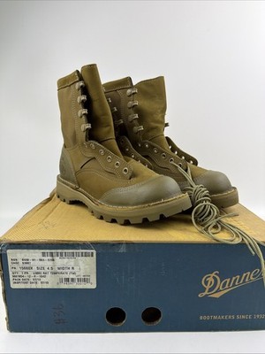 Danner USMC RAT Temperate Gore-Tex Boots  Men s Size 4.5 R Vibram NEW! FREE SHIP