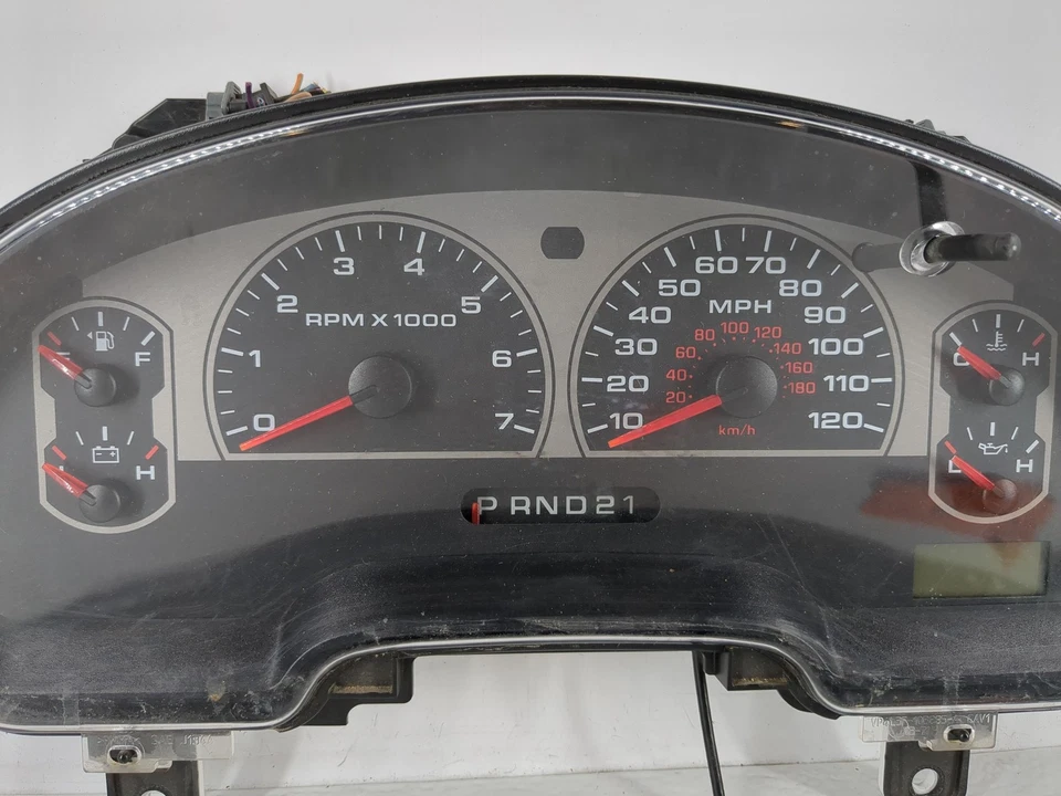 Cuadro de instrumentos velocímetro Ford F-150 2006 medidores VFR5J Foto 3 de 4