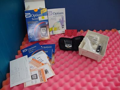 Abbott Optium Xceed diabetes monitoring system NO TEST STRIPS INCLUDED