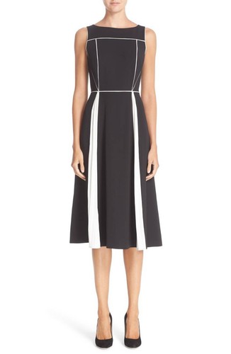 Caroline Issa x Nordstrom Signature schwarz weiß Paspel Plissee Seide Midikleid 10