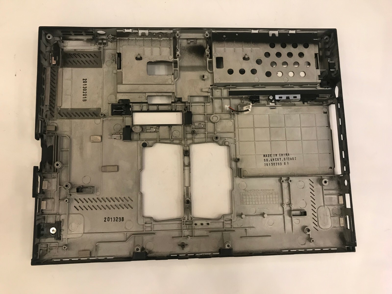 Foto 1 di 3